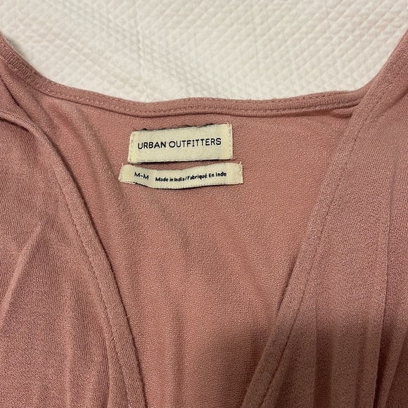 Urban Outfitters Size Medium Pink Top - Picture 5 of 8